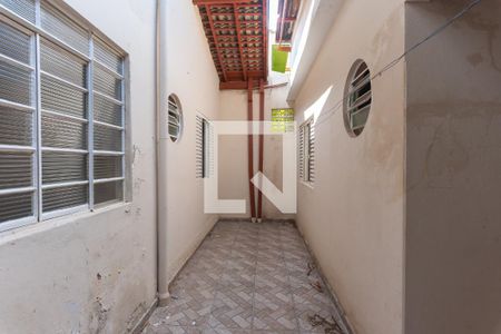 Casa à venda com 130m², 2 quartos e 1 vaga Casa à venda com 130m², 2 quartos e 1 vagaCasa 2- Quintal