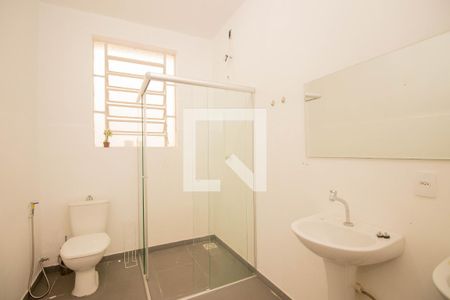 Casa à venda com 234m², 4 quartos e 2 vagasBanheiro 2