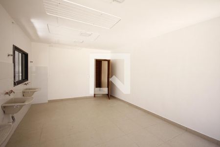 Casa de condomínio para alugar com 37m², 1 quarto e sem vagaLavanderia