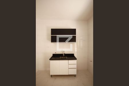 Sala/Cozinha de casa de condomínio para alugar com 1 quarto, 37m² em Vila Dom Pedro I, São Paulo