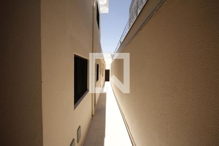 Casa de condomínio para alugar com 37m², 1 quarto e sem vagaCorredor