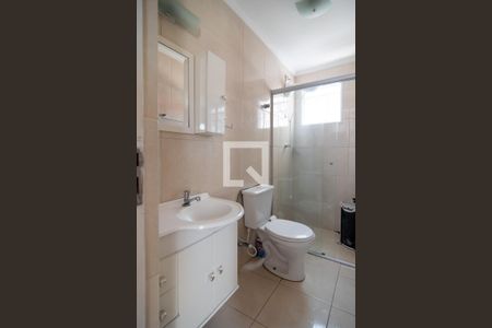 Casa à venda com 158m², 2 quartos e 2 vagasBanheiro Quarto 2 - Suíte