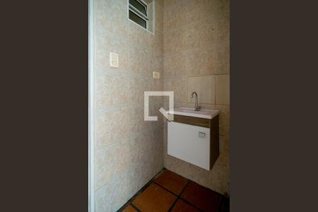 Casa à venda com 158m², 2 quartos e 2 vagasEdícula