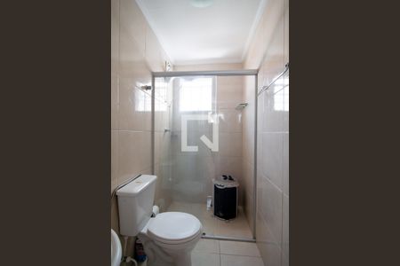 Casa à venda com 158m², 2 quartos e 2 vagasBanheiro Quarto 2 - Suíte