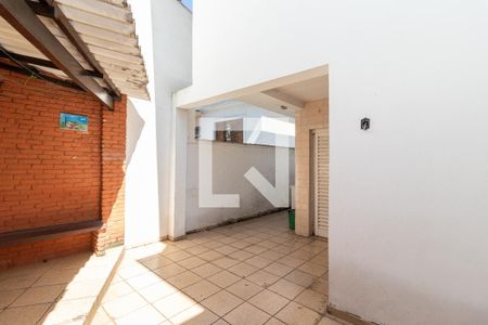 Casa à venda com 240m², 3 quartos e 4 vagasQuintal / Área Gourmet