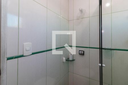 Casa à venda com 240m², 3 quartos e 4 vagasBanheiro da Suíte