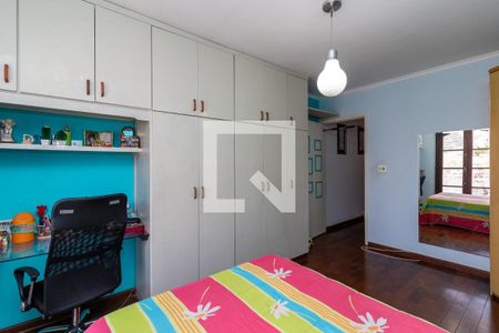 Casa à venda com 240m², 3 quartos e 4 vagasQuarto 2