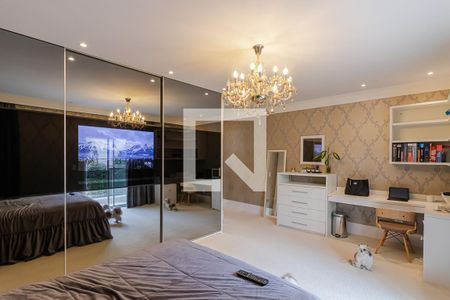 Casa à venda com 350m², 4 quartos e 3 vagasSuíte 2