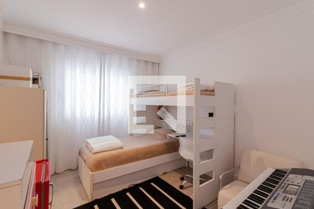 Casa à venda com 350m², 4 quartos e 3 vagasSuíte 1