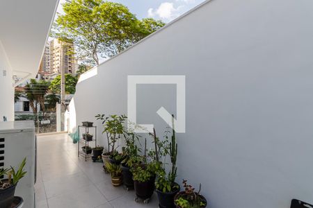 Casa à venda com 350m², 4 quartos e 3 vagasSacada da Suíte 3