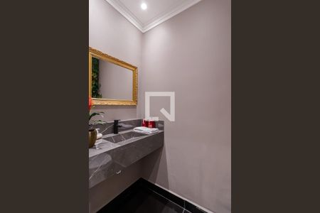 Casa à venda com 350m², 4 quartos e 3 vagasLavabo