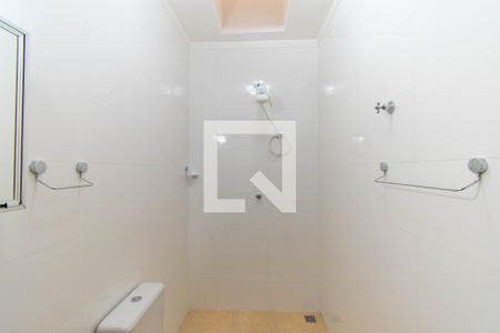 Casa à venda com 135m², 3 quartos e 3 vagas Casa à venda com 135m², 3 quartos e 3 vagasBanheiro do Corredor