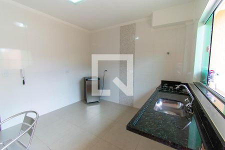 Casa à venda com 135m², 3 quartos e 3 vagas Casa à venda com 135m², 3 quartos e 3 vagasCozinha