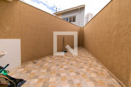 Casa à venda com 135m², 3 quartos e 3 vagas Casa à venda com 135m², 3 quartos e 3 vagasQuintal