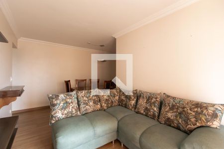 Sala de apartamento à venda com 3 quartos, 70m² em Itaquera, São Paulo