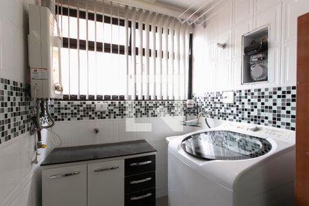 Apartamento para alugar com 70m², 3 quartos e 1 vagaÁrea de Serviço