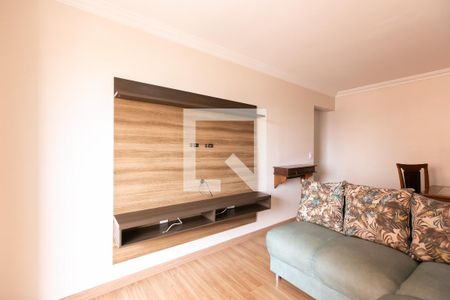 Sala de apartamento para alugar com 3 quartos, 70m² em Itaquera, São Paulo