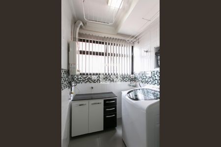 Apartamento para alugar com 70m², 3 quartos e 1 vagaÁrea de Serviço