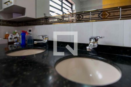 Banheiro de casa à venda com 6 quartos, 300m² em Casa Verde, São Paulo