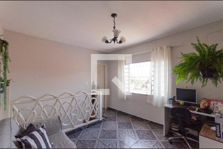 Casa à venda com 250m², 6 quartos e 1 vaga Casa à venda com 250m², 6 quartos e 1 vagaCasa 2 Quarto Reversível