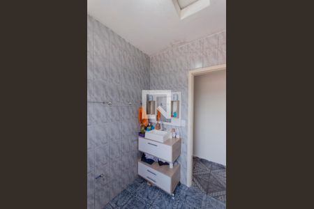 Casa à venda com 250m², 6 quartos e 1 vaga Casa à venda com 250m², 6 quartos e 1 vagaCasa 2 Banheiro