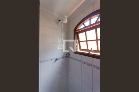 Casa à venda com 250m², 6 quartos e 1 vaga Casa à venda com 250m², 6 quartos e 1 vagaCasa 1 Banheiro Suíte 2