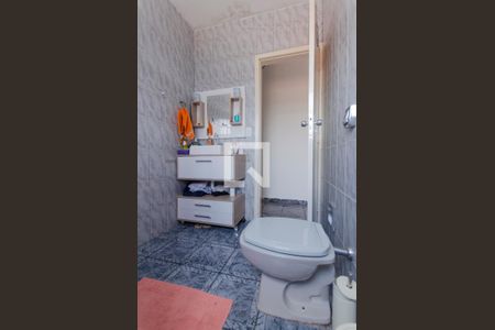 Casa à venda com 250m², 6 quartos e 1 vaga Casa à venda com 250m², 6 quartos e 1 vagaCasa 2 Banheiro