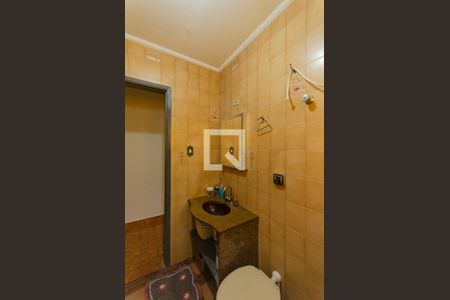 Casa à venda com 250m², 6 quartos e 1 vaga Casa à venda com 250m², 6 quartos e 1 vagaCasa 2 Banheiro 2