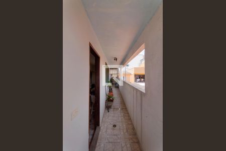 Casa à venda com 250m², 6 quartos e 1 vaga Casa à venda com 250m², 6 quartos e 1 vagaCasa 1 Corredor Varanda