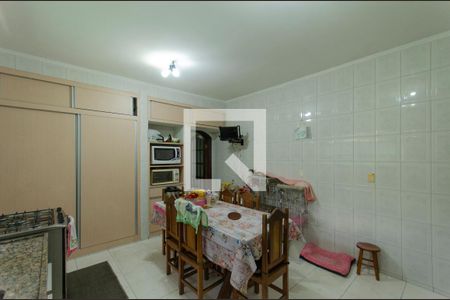 Casa à venda com 250m², 6 quartos e 1 vaga Casa à venda com 250m², 6 quartos e 1 vagaCasa 1 Cozinha