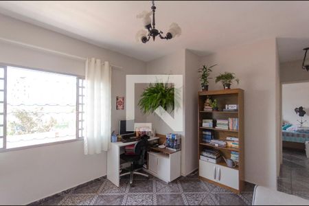 Casa à venda com 250m², 6 quartos e 1 vaga Casa à venda com 250m², 6 quartos e 1 vagaCasa 2 Quarto Reversível