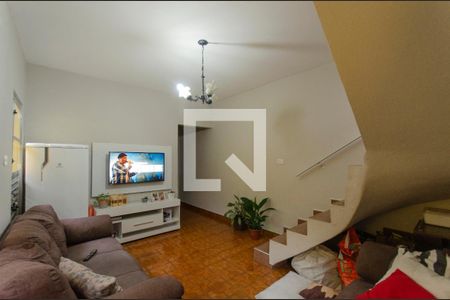 Casa à venda com 250m², 6 quartos e 1 vaga Casa à venda com 250m², 6 quartos e 1 vagaCasa 2 Sala