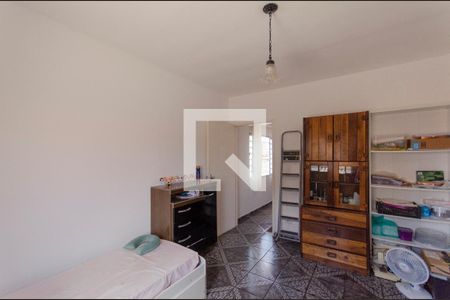 Casa à venda com 250m², 6 quartos e 1 vaga Casa à venda com 250m², 6 quartos e 1 vagaCasa 2 Quarto 2