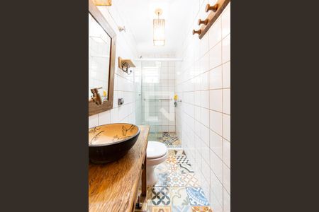 Banheiro de apartamento para alugar com 2 quartos, 54m² em Vila Paulista, São Paulo