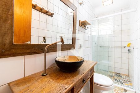 Banheiro de apartamento para alugar com 2 quartos, 54m² em Vila Paulista, São Paulo