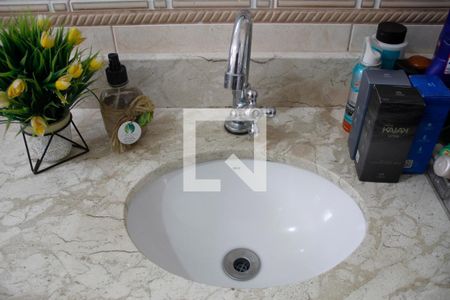 Apartamento à venda com 196m², 4 quartos e 3 vagasBanheiro da Suíte