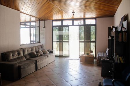 Apartamento à venda com 196m², 4 quartos e 3 vagasSala 2