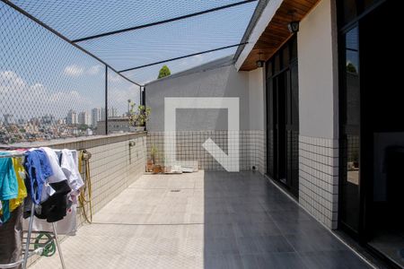 Apartamento à venda com 196m², 4 quartos e 3 vagasCobertura