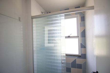 Casa de condomínio à venda com 180m², 3 quartos e 2 vagas Casa de condomínio à venda com 180m², 3 quartos e 2 vagasBanheiro da Suíte 2 e 3