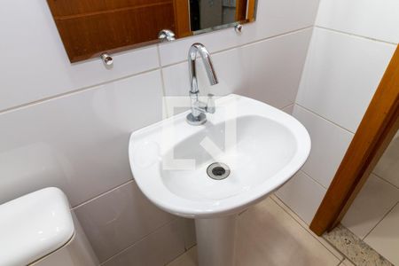 Casa à venda com 200m², 3 quartos e 2 vagasBanheiro 2