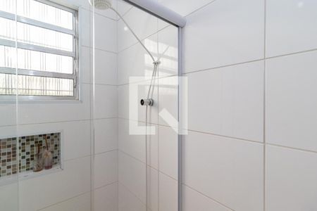 Casa à venda com 200m², 3 quartos e 2 vagasBanheiro da Suíte