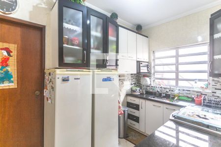 Casa à venda com 160m², 3 quartos e 2 vagas Casa à venda com 160m², 3 quartos e 2 vagasCozinha