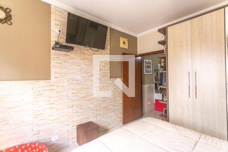 Casa à venda com 160m², 3 quartos e 2 vagas Casa à venda com 160m², 3 quartos e 2 vagasQuarto