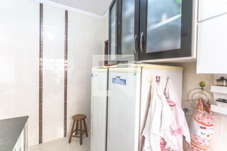 Casa à venda com 160m², 3 quartos e 2 vagas Casa à venda com 160m², 3 quartos e 2 vagasCozinha