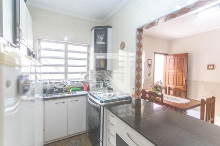 Casa à venda com 160m², 3 quartos e 2 vagas Casa à venda com 160m², 3 quartos e 2 vagasCozinha