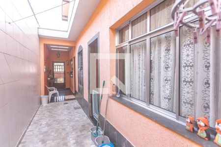 Casa à venda com 160m², 3 quartos e 2 vagas Casa à venda com 160m², 3 quartos e 2 vagasQuintal