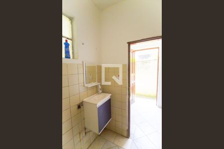 Banheiro de casa para alugar com 1 quarto, 40m² em Vila Norma, São Paulo