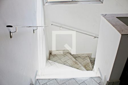 Apartamento para alugar com 40m², 1 quarto e sem vagaEscada