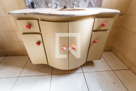 Apartamento à venda com 140m², 3 quartos e 1 vagaArmário do Banheiro Social