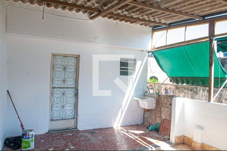 Casa para alugar com 70m², 2 quartos e sem vagavaranda e area de serviço